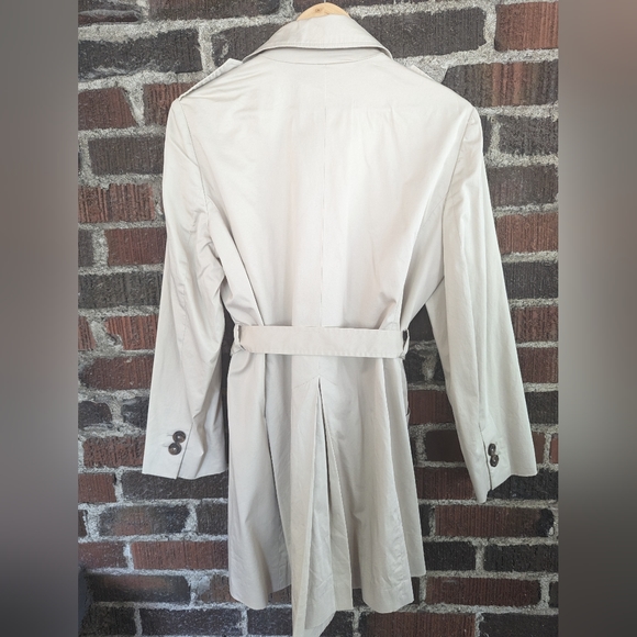 Beautiful Brooks Brother Trench 12 Petite - Picture 4 of 5